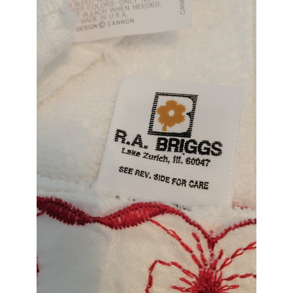 Cannon R.A. Briggs 5 Christmas Bathroom Towel Set Satin Edge - Picture 6 of 8
